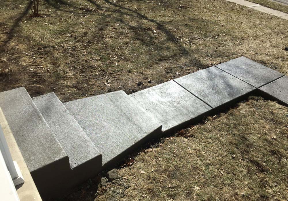 Concrete steps installation Kansas City — residential entry | Ford Concrete