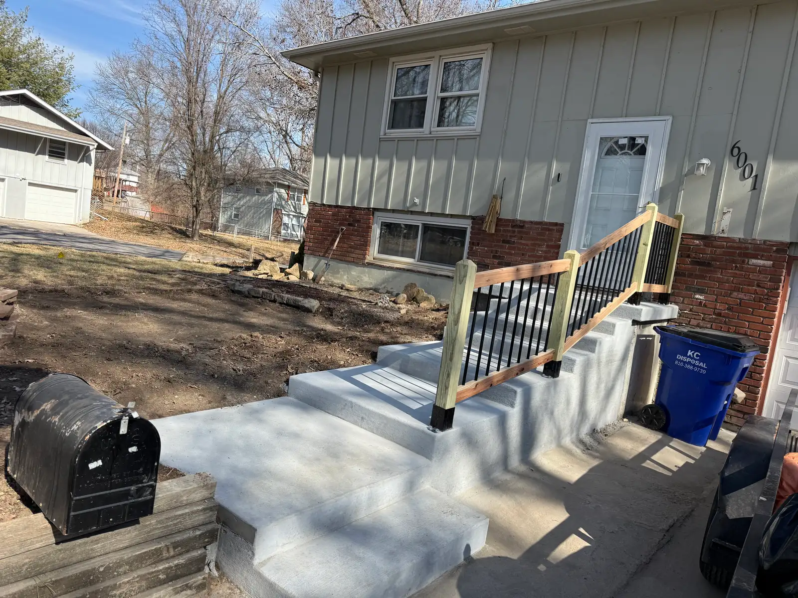 Acid stained concrete steps Kansas City — decorative color application | Ford Concrete